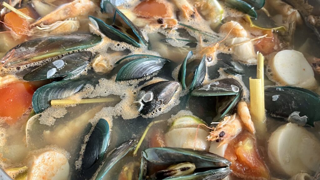 グリームール貝も入った手作りトムヤムクン