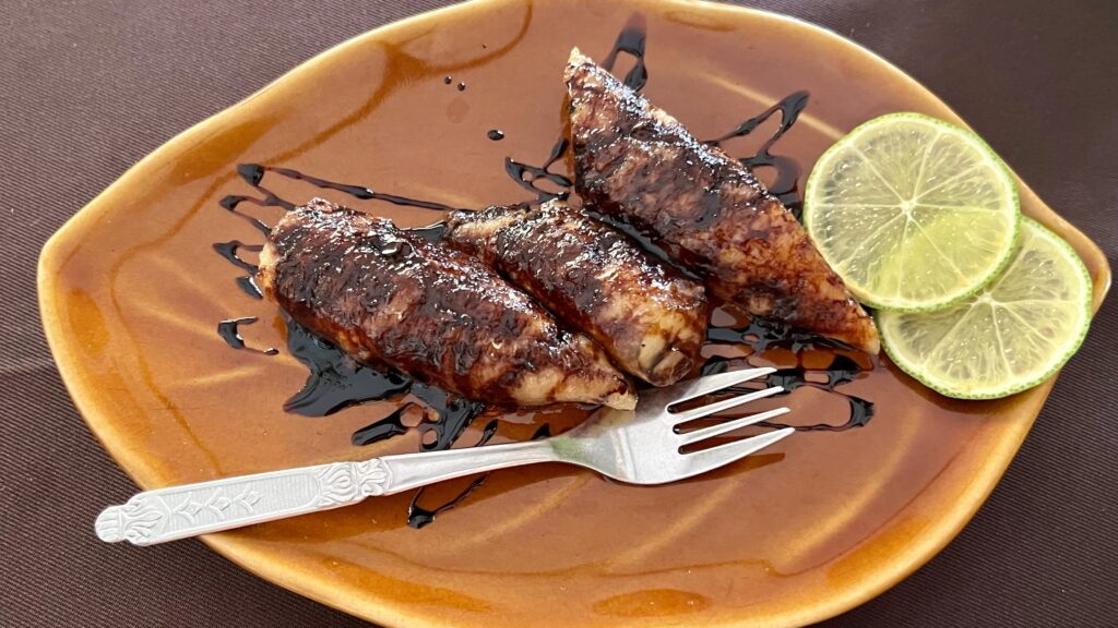 バンブーレストラン(Bamboo Tree Namkhan Riverside Restaurant)のデザート、焼きバナナ