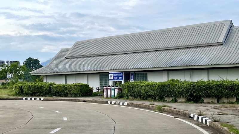 チェンコーン・イミグレーションのトイレ正面