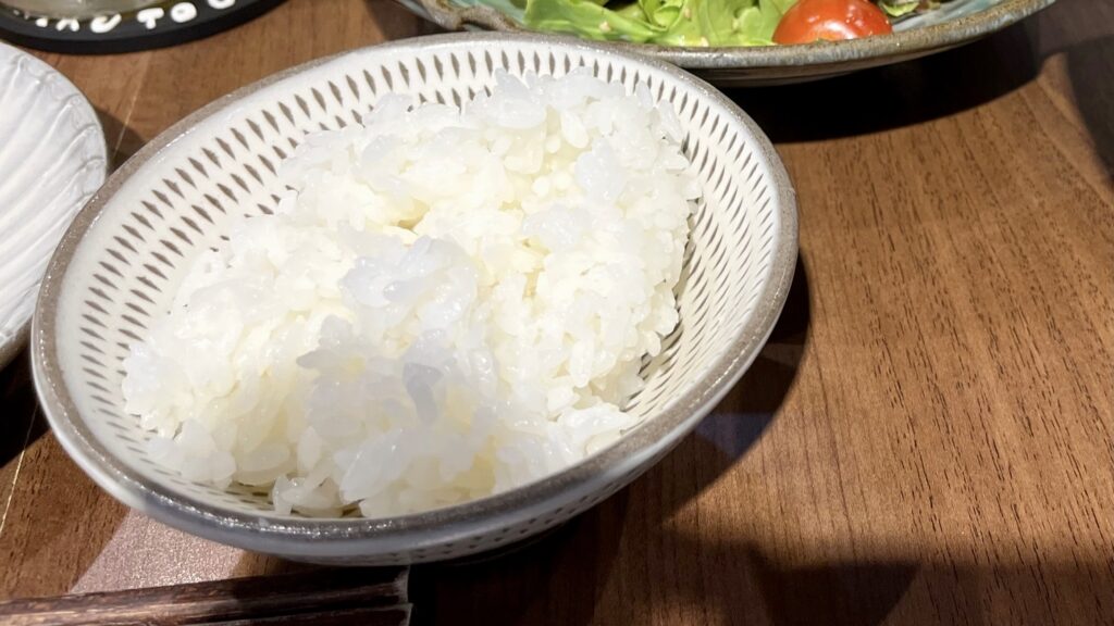 日本街(にほんまち/Nihonmachi)にあるおにくとごはん。で提供される、美味しいごはん