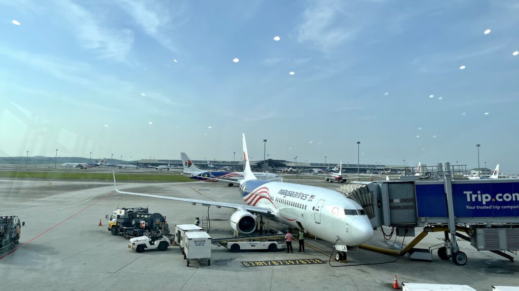 クアラルンプール国際空港に停留するマレーシア航空の機体