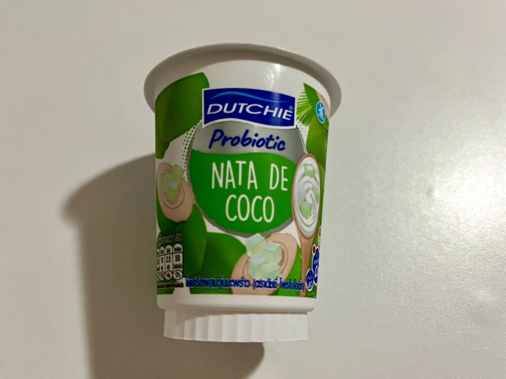 セブンイレブンにあるDutchie(ダッチー) のナタデココヨーグルト