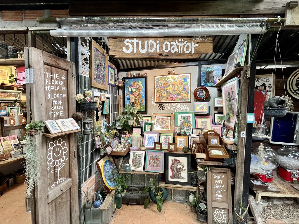 バーン・カーン・ワットのアート作品を売るお店